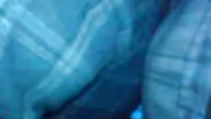 La mamma in una veste rossa è pronta a recitare nel porno in video scopata amatoriale prima persona e venire.