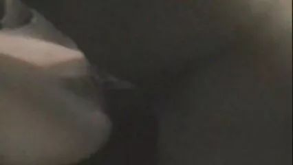 Il ragazzo mette film porno con anziane un grosso cazzo in prima persona nella figa di una giovane bellezza.