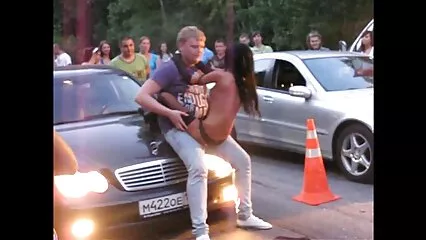 Bruna e la sua ragazza fanno sesso lesbico e vengono dal cunnilingus e dalla megasesso anale sega.