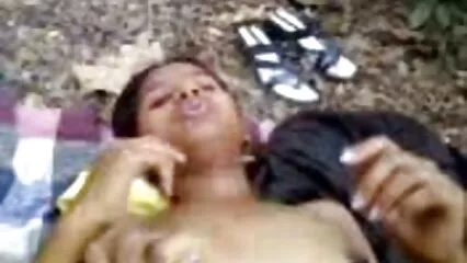 La conoscenza di una mora si è trasformata in video porno donne con animali un caldo sesso anale.