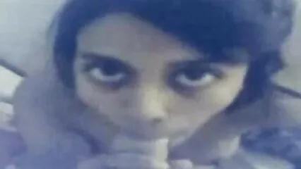 La giovane donna è pronta per un lungo sesso anale con un magro e atletico foto porno gratis donne anziane giocatore di football.