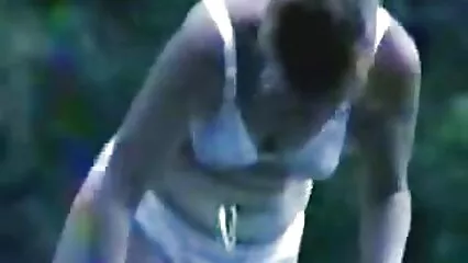 La bellezza rossa ha yuo porn vecchie ottenuto una doppia penetrazione dagli amanti.