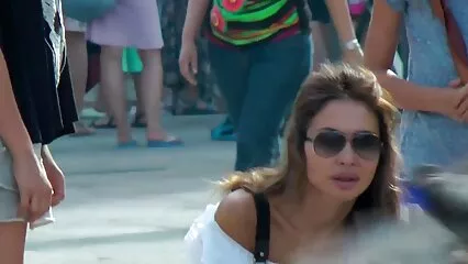 Fidanzate snelle per film porno con nonne una coppia scopata con un giovane amico.