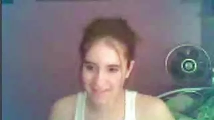 Pulcino tettona dà nella figa video scopate gratuite dopo la doccia nel porno fatto in casa.