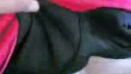 Dopo il voglio porno con animali sesso orale, la giovane cagna ha dato al ragazzo il culo senza preservativo.
