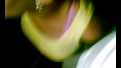 La ragazza senza paura è foto porno di nonne entrata eroicamente nella lotta con un cazzo nero.