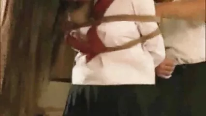 La bionda strofina a casa con la bocca video gratis scopate e il cappuccio il cazzo quasi completamente rasato di un amico.