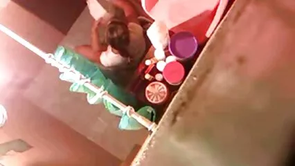 Gli attori in un incontro creativo hanno messo in scena porno con mamme troie un'insaziabile orgia selvaggia.