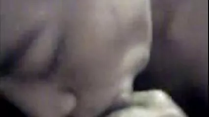 Nel sesso di gruppo la mamma insegna al figlio e alla donne troie scopano sua ragazza come scopare.