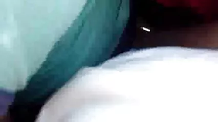 Bionda tradisce il film porno con la suocera fidanzato con un ragazzo dopo il selfie.