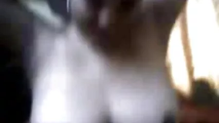 Il sesso anale di gruppo con una modella premium libera le palle video anziane vogliose dei pihar dal seme.