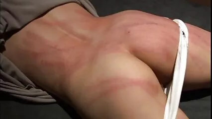 Una bella bionda si scopa un elettricista invece di una mancia per risparmiare voglioporno a tre soldi.